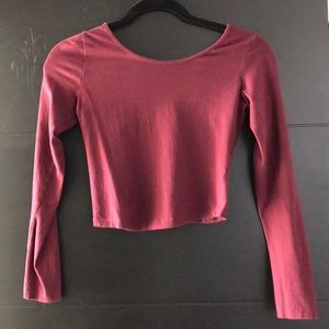 Brandy Melville Long sleeve crop top